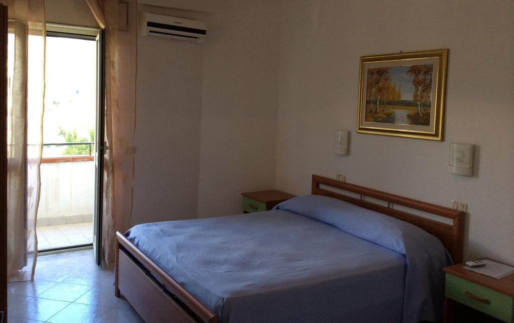 Hotel Eden แปร์ดิฟูโม ภายนอก รูปภาพ