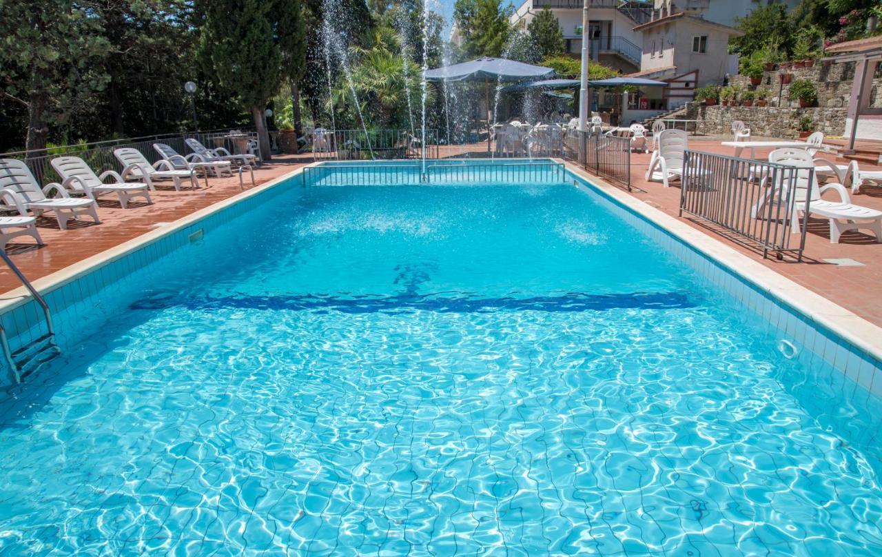 Hotel Eden แปร์ดิฟูโม ภายนอก รูปภาพ