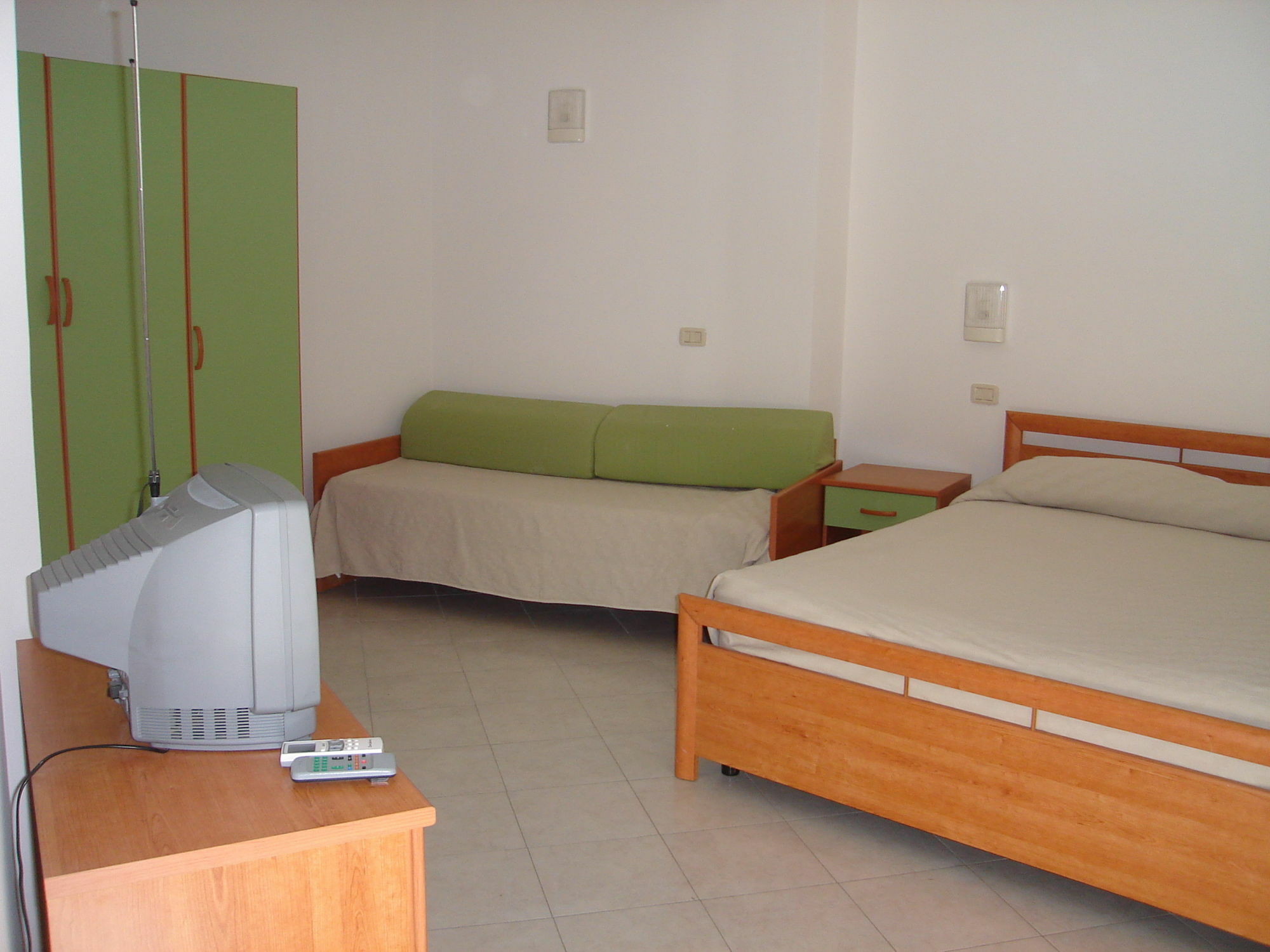 Hotel Eden แปร์ดิฟูโม ภายนอก รูปภาพ